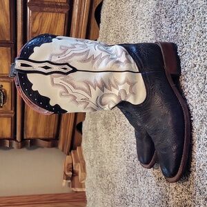 Mens Boulet 9E like new!